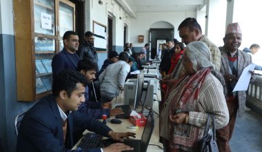 समानुपातिक निर्वाचन प्रणालीतर्फको बन्दसूची बुझाउन निर्वाचन आयोगमा लाम