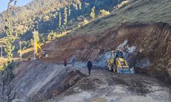 सालझण्डी–ढोरपाटन सडक : तीन पटक म्याद थप्दा पनि ६० प्रतिशत मात्रै काम