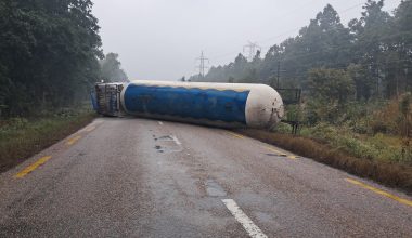 ग्यासको बुलेट उठाउन नसक्दा अझै खुलेन पूर्व–पश्चिम महेन्द्र राजमार्ग