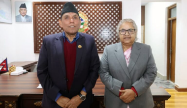 प्रधानमन्त्री कार्कीसँग राष्ट्रियसभा अध्यक्ष भेट, अधिवेशन बोलाउन र सुविधा कटौती नगर्न आग्रह