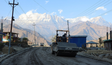 दरवाङ–मुना–ढोरपाटन सडक : धारापानी–झिनडाँडा खण्ड अन्तिम चरणमा