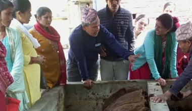 गड्यौलाकाे मल बिक्रीबाट २५ लाखसम्म आम्दानी