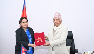 राष्ट्रपतिसमक्ष महान्यायाधिवक्ता कार्यालयको वार्षिक प्रतिवेदन पेस