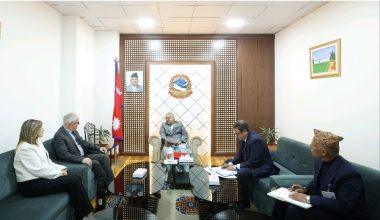 प्रधानमन्त्री कार्कीसँग इजरायली राजदूतको शिष्टाचार भेट