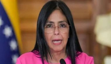 भेनेजुयला–अमेरिका तनाव : उपराष्ट्रपतिले अन्तरिम राष्ट्रपतिको भूमिका निर्वाह गर्नुपर्ने फैसला