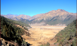 विकासको अगुवाइ गर्ने नेतृत्व पर्खिरहेको बागलुङ–२