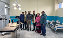 सिद्धार्थ बैंकद्वारा हरिवन नगर अस्पताललाई प्रसूति उपकरण हस्तान्तरण