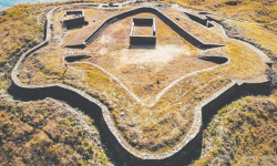 पर्यटकको मन लोभ्याउँदै ऐतिहासिक दुगुनागढी