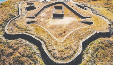 पर्यटकको मन लोभ्याउँदै ऐतिहासिक दुगुनागढी