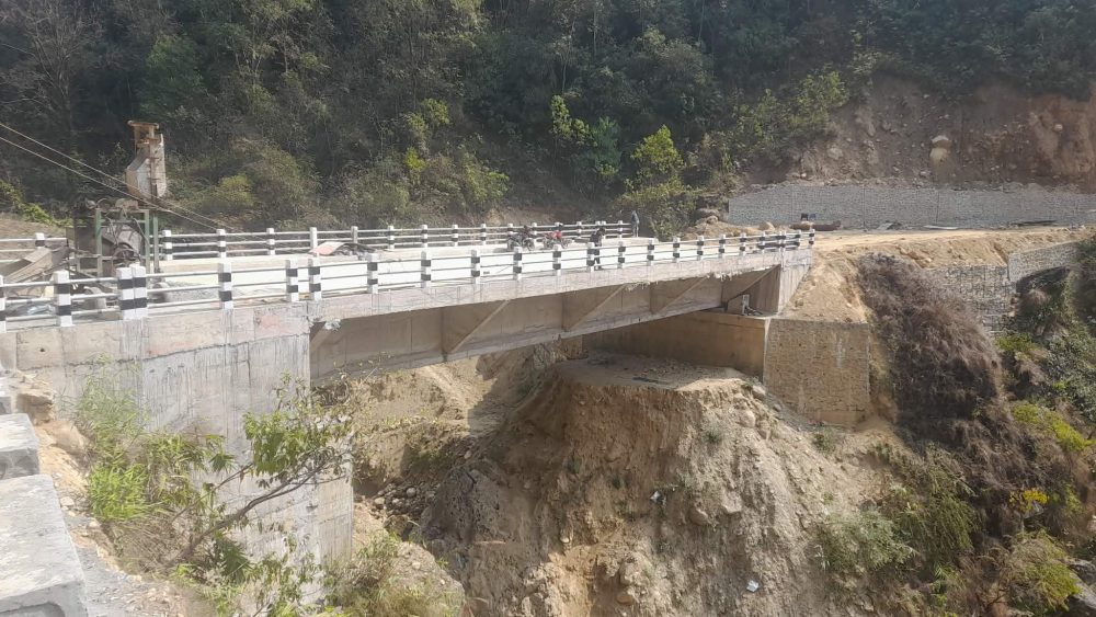 कालीगण्डकी लोकमार्ग : लमाएखोलामा दुईवर्षमा सम्पन्न हुनुपर्ने पुल आठ वर्षपछि सम्पन्न