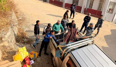 हिउँदयाम सुरु भएसँगै डढेलो रोकथाम गर्न सामग्री हस्तान्तरण