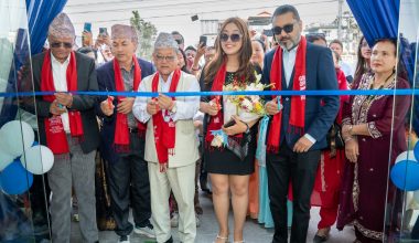 कजारियाद्वारा विराटचोकमा नयाँ शोरूम उद्घाटन