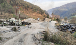 नुवाकोटमा अवैध रूपमा सञ्चालित क्रसरबाट स्थानीयवासी पीडित, विद्यालय र अस्पताल झनै समस्यामा