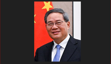 चिनियाँ प्रधानमन्त्रीद्वारा प्रधानमन्त्री शाहलाई बधाई, द्विपक्षीय सहकार्य सुदृढ गर्ने प्रतिबद्धता