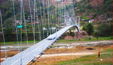 पाँच महिनाअगावै निर्माण सम्पन्न भयो झोलुङ्गे पुल