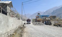 कोरलानाका जोड्ने (कोवाङ–जोमसोम) सडक फेरि अलपत्र