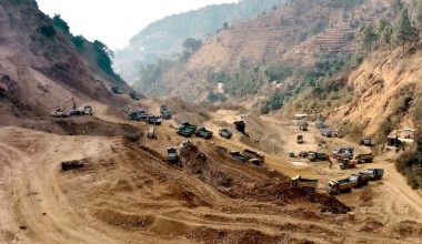 लुटिएको लेलेः मुहान सुक्यो, बस्ती उजाडियो