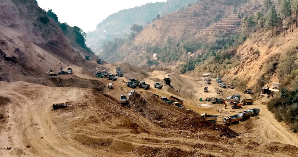 लुटिएको लेलेः मुहान सुक्यो, बस्ती उजाडियो