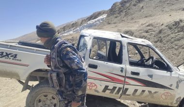 कोरलानाकामा जिप दुर्घटनामा चालक घाइते