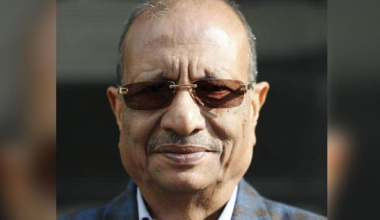 व्यवसायी अग्रवाल पक्राउ