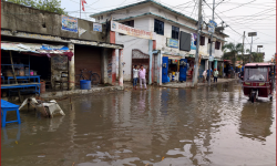 वर्षाले जलेश्वर जलमग्न