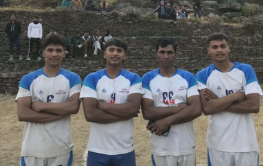 भलिबलको एउटै टिममा परिचारका चार जना सदस्य