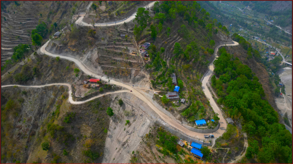 मार्ग खुलेको १६ सडक वर्षपछि स्तरोन्नति