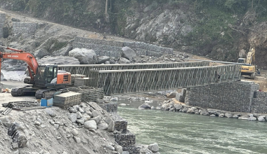 तिलाबे नदीमा बेलिब्रिज निर्माण गरिँदै