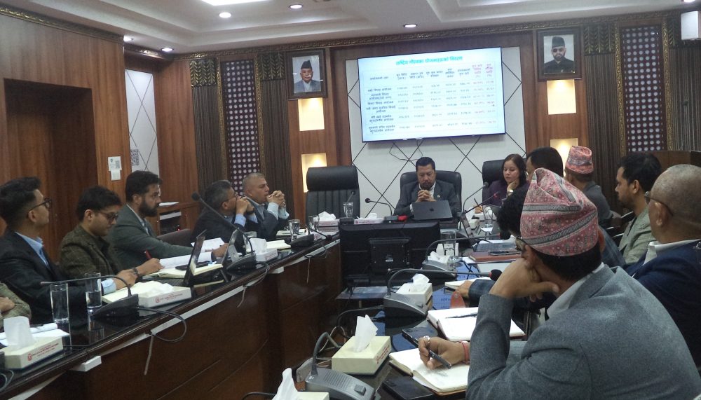 सरकारले वर्षौदेखि रुग्ण भई बसेका आयोजनाहरूलाई पहिला सम्पन्न गर्नै