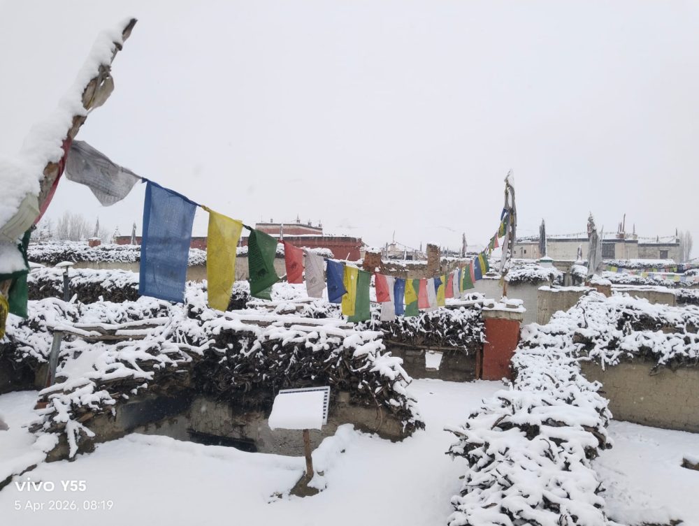 माथिल्लो मुस्ताङ र मुक्तिक्षेत्रमा हिमपात