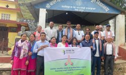 कामना विकास बैंकद्वारा बाल शिक्षा निकेतनका विद्यार्थीलाई शैक्षिक सामाग्री प्रदान
