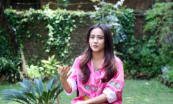 चलचित्र ‘लालीबजार’ले अभिनेत्री स्वस्तिमा खड्कालाई धेरै वर्षसम्म जीवित राख्नेछ : अभिनेत्री खड्का