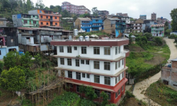 पाँच वर्षदेखि प्रयोगबिहीन नापी कार्यालयको भवन, किन बनेन क्यान्टिन ?