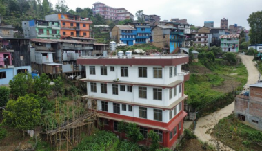 पाँच वर्षदेखि प्रयोगबिहीन नापी कार्यालयको भवन, किन बनेन क्यान्टिन ?